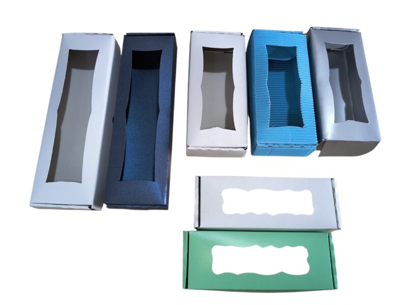 Cajas en cartón y cartulina