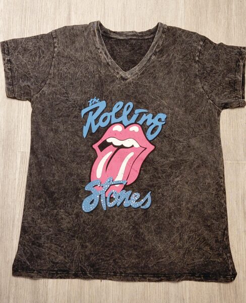 REMERA BATIK