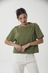 Remera RETA