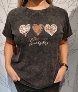 REMERA BATIK