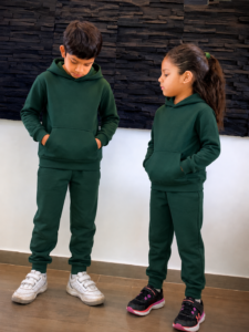 ROPA ESCOLAR