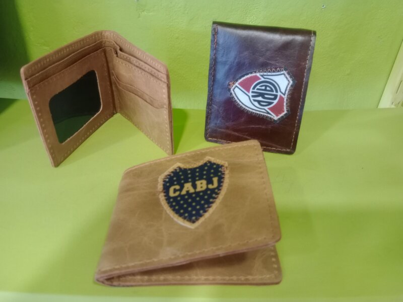 Billetera de cuero football