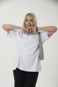 REMERA ESTER