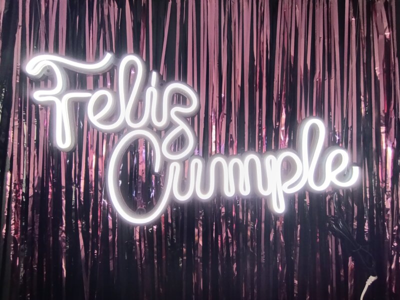 CARTEL FELIZ CUMPLE EN NEON LED
