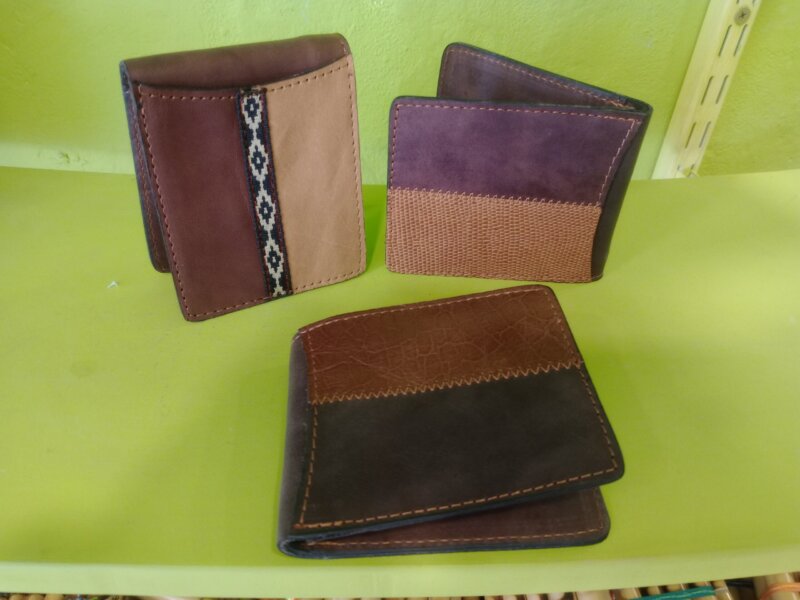 Billetera de cuero