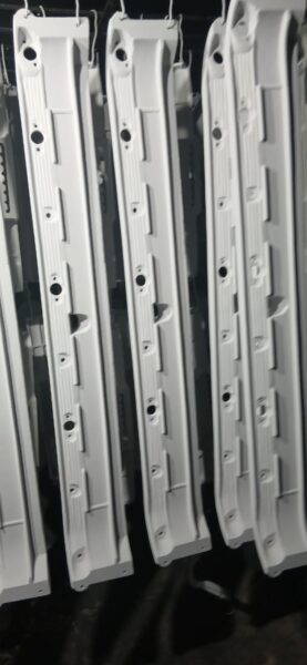 Metegoles en fundición de aluminio