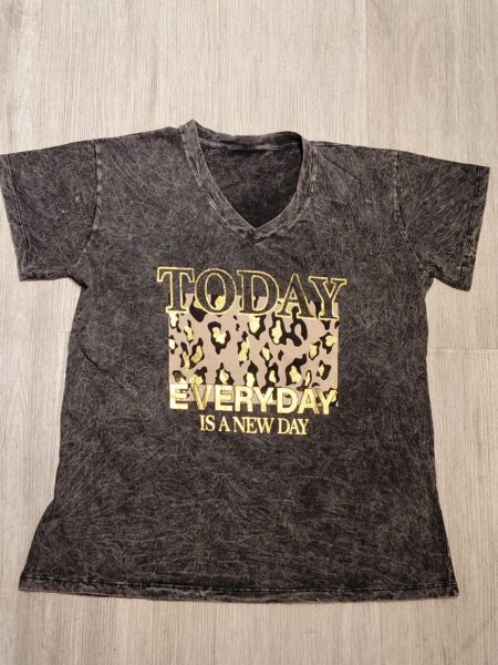 REMERA BATIK