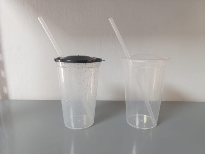 Vasos de 500cc con tapa y sorbete