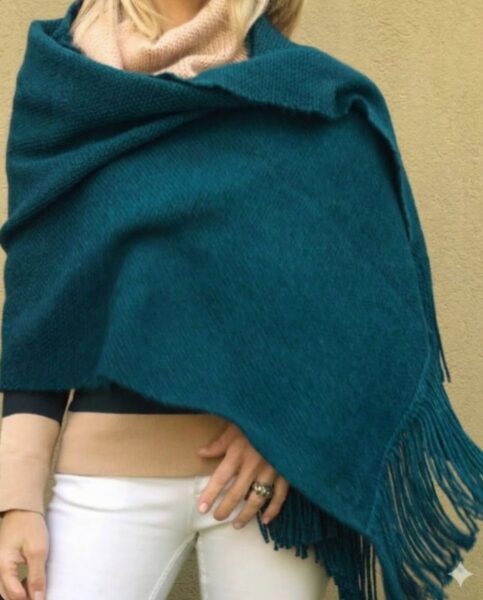 Ruanas, pashminas, sweater, tejidos