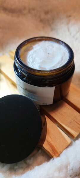 SHAMPOO SOLIDO PARA CAIDA DE CABELLO, CASPA, NUTRIR Y FORTALECER, PARA NIÑOS Y MACOTAS.- ROMERO, ORTIGA, PALTA, ALOE VERA, MANZANILLA, CALENDULA.-