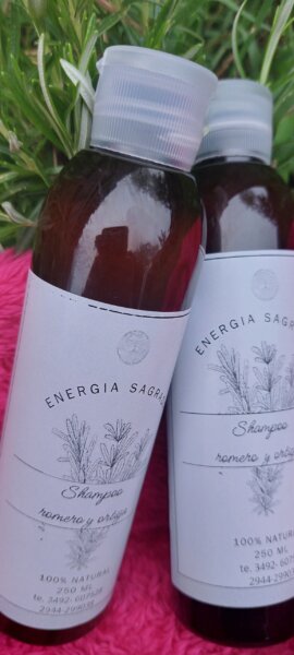 SHAMPOO SOLIDO PARA CAIDA DE CABELLO, CASPA, NUTRIR Y FORTALECER, PARA NIÑOS Y MACOTAS.- ROMERO, ORTIGA, PALTA, ALOE VERA, MANZANILLA, CALENDULA.-