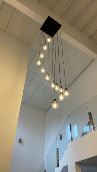 Lampara industrial 12 luces ideal escalera con doble altura