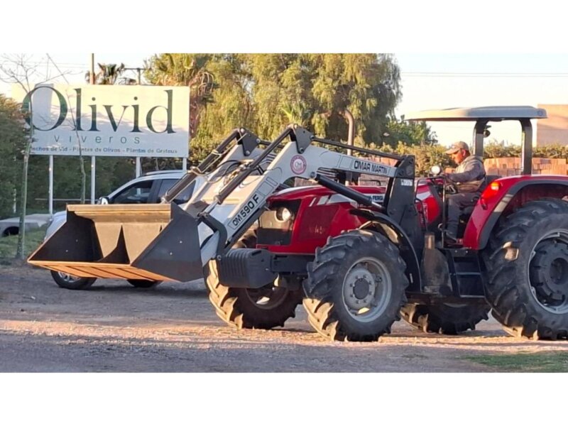 Tractor Massey De 120hp C/ Pala Cargadora