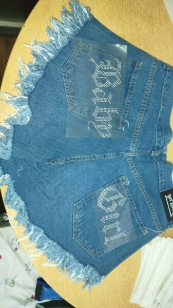SHORTS "BABY GIRL" CON STRASS